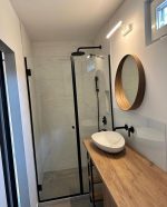 Modern Shipping Container Home - Image 6