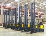 Articulated 2t 2.5t 3.0t Electric Narrow Aisle Forklift Articulated Forklifts Truck For Sale