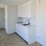 Modern Container Home - Image 5